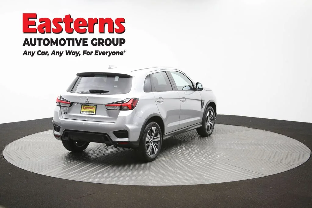 Used 2025 Silver Mitsubishi 2.0 SE image 75