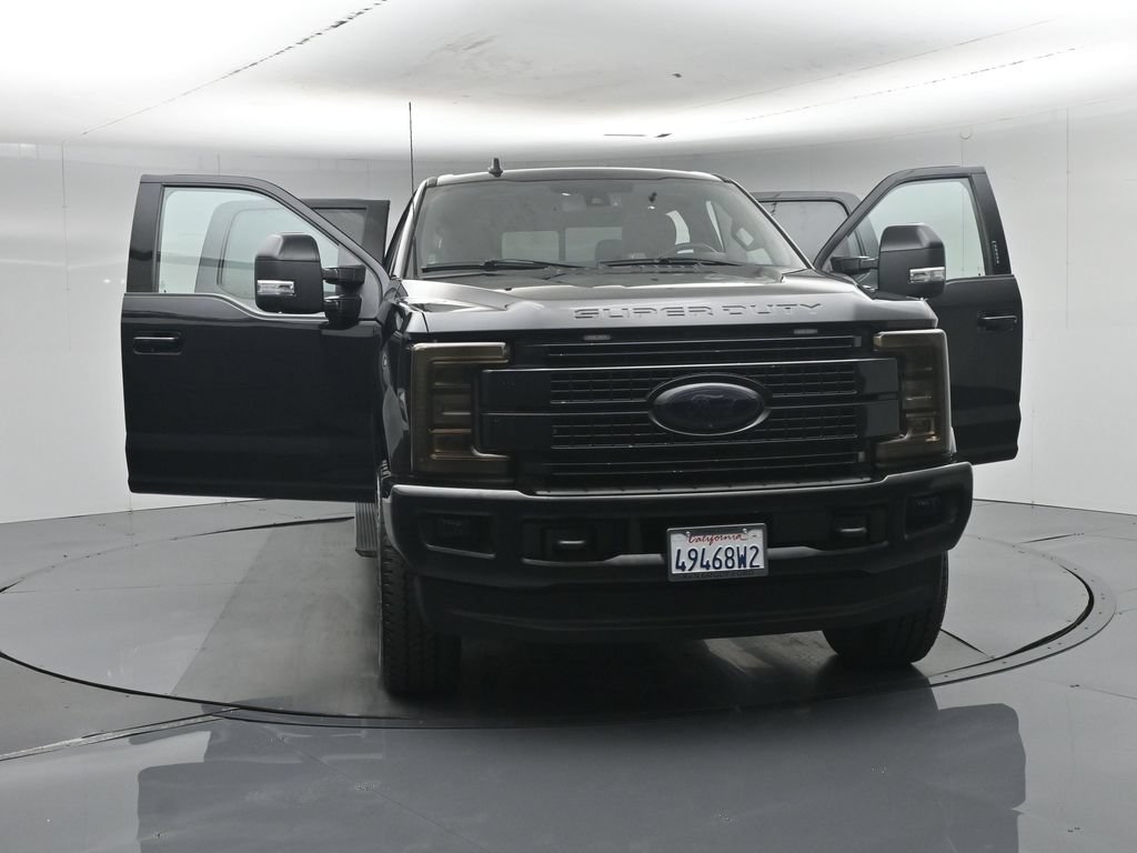 Used 2019 Black Ford Platinum image 38