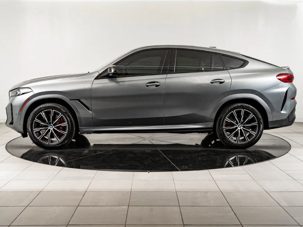 Used 2024 Skyscraper Gray Metallic BMW M60i image 5
