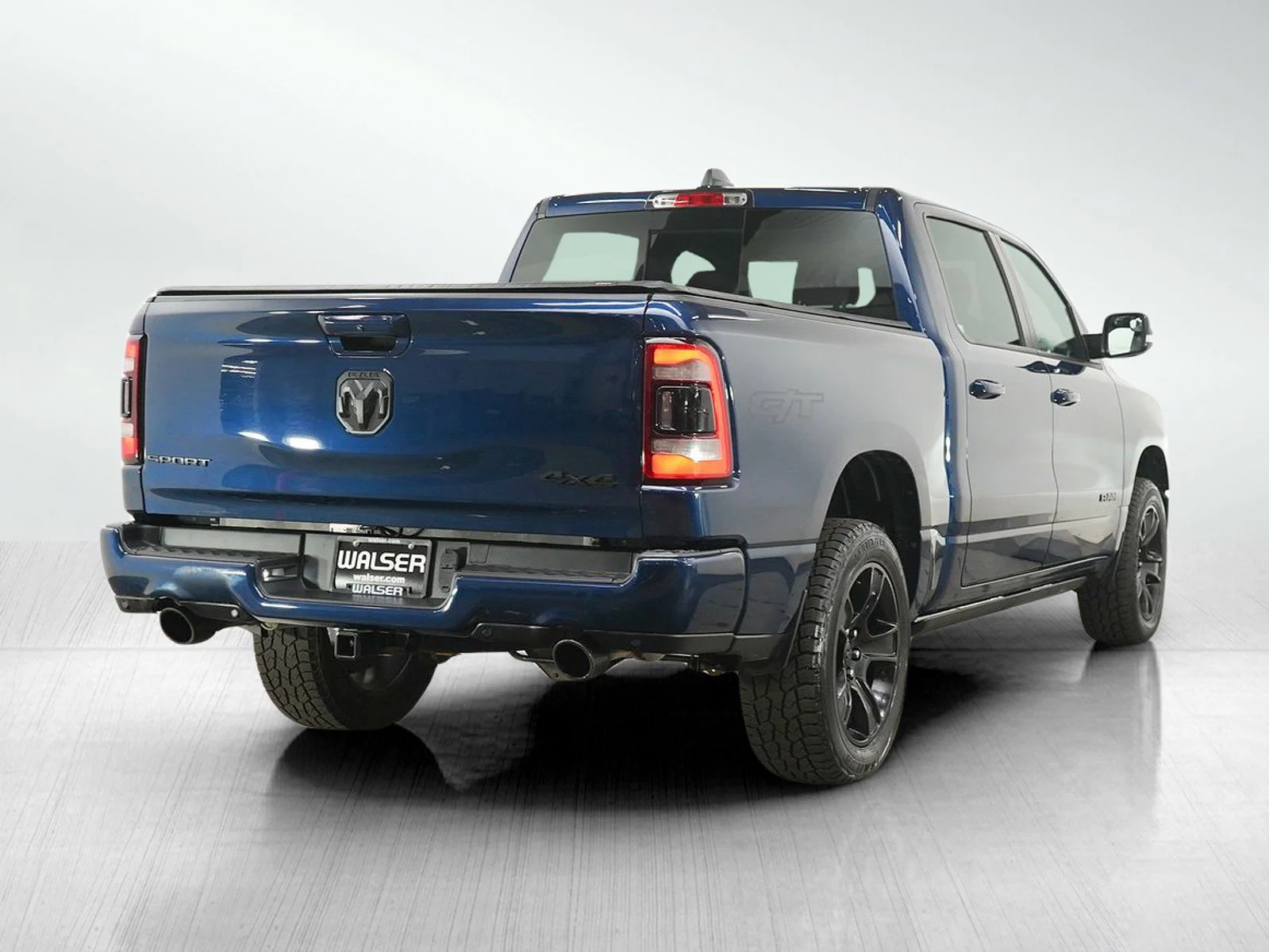 Used 2022 Patriot Blue Pearlcoat Ram Sport image 5
