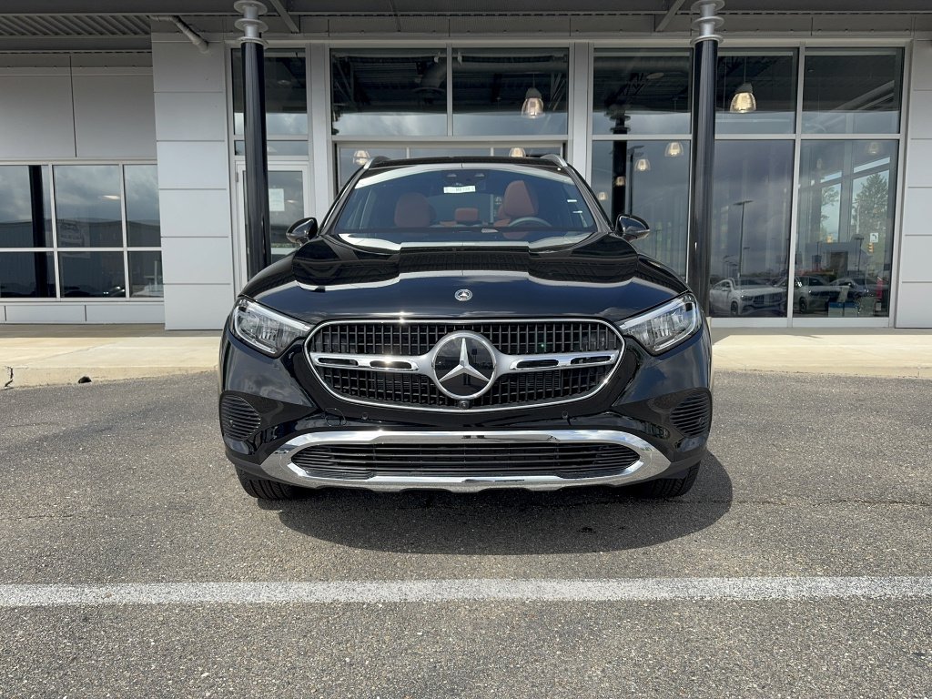 New 2026 Black Mercedes-Benz GLC 300 4MATIC® image 6