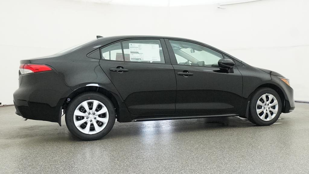 New 2026 Midnight Black Metallic Toyota LE image 15