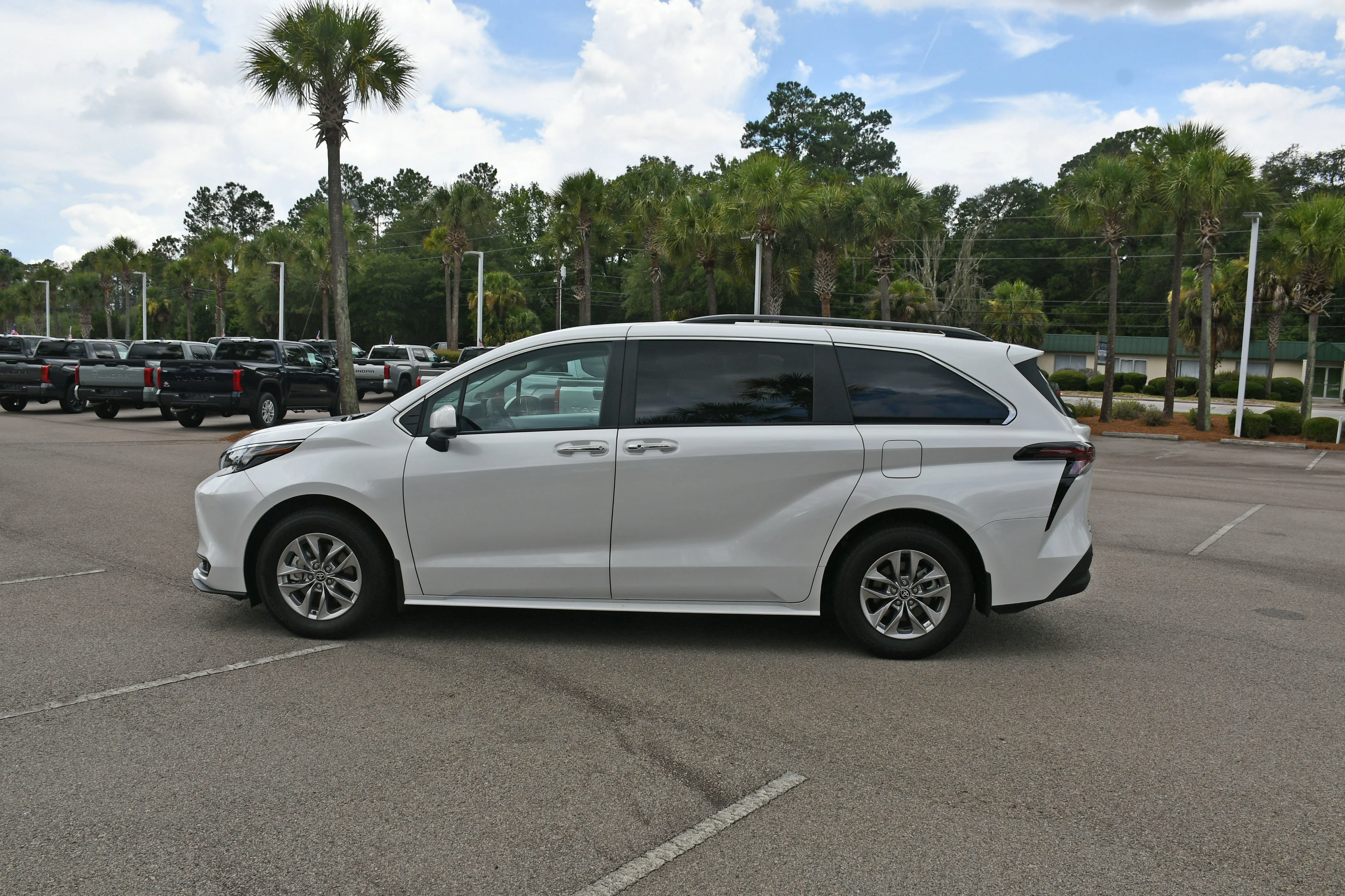 Used 2026 Beige Toyota XLE image 4