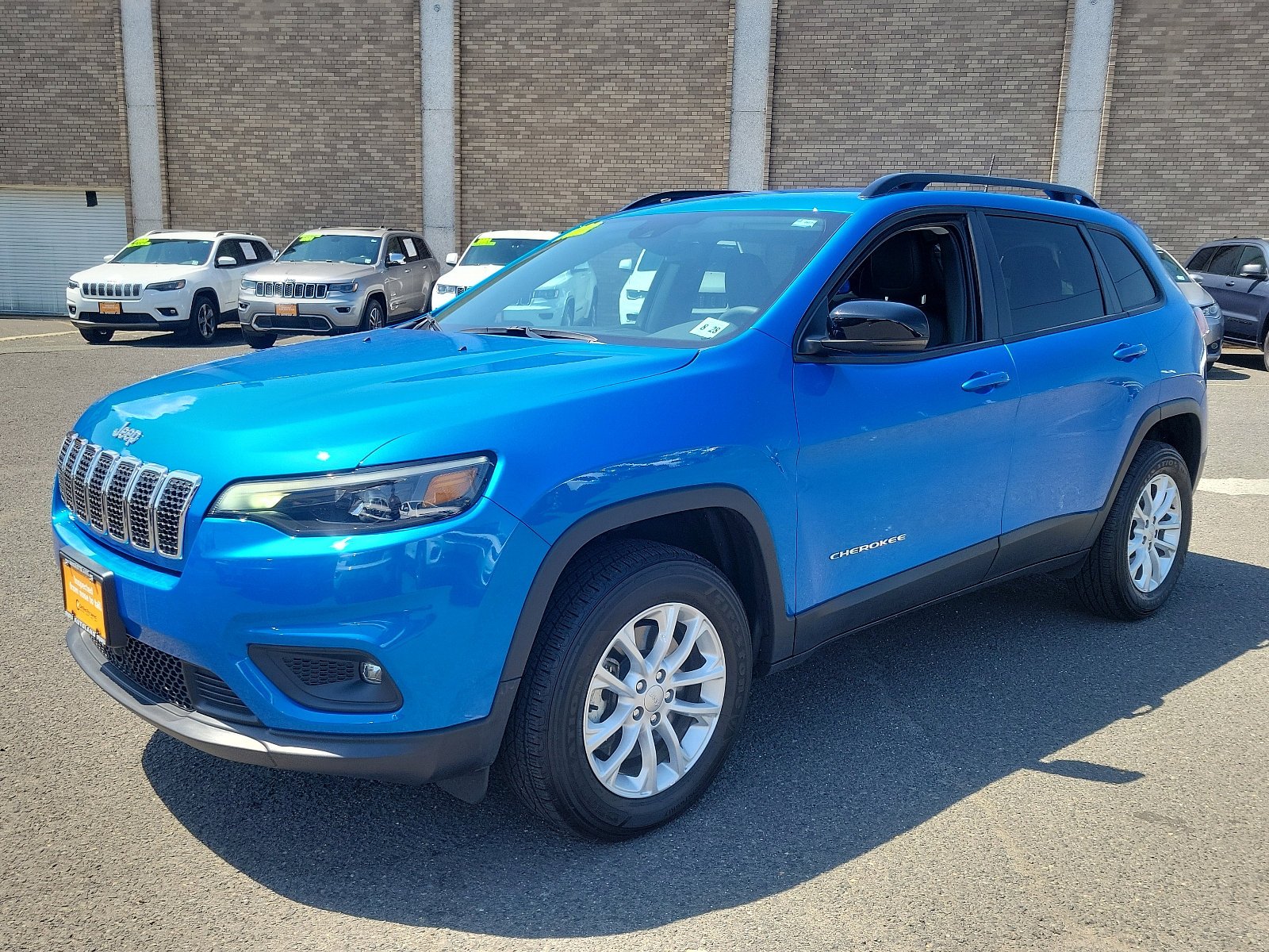 Certified Pre-Owned 2022 Jeep Cherokee Latitude Lux Sport Utility