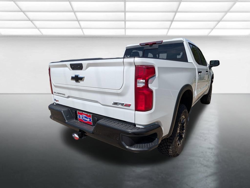 New 2026 Summit White Chevrolet ZR2 image 31