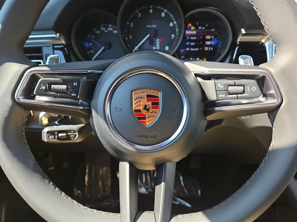 Certified Used 2026  Porsche Base image 9