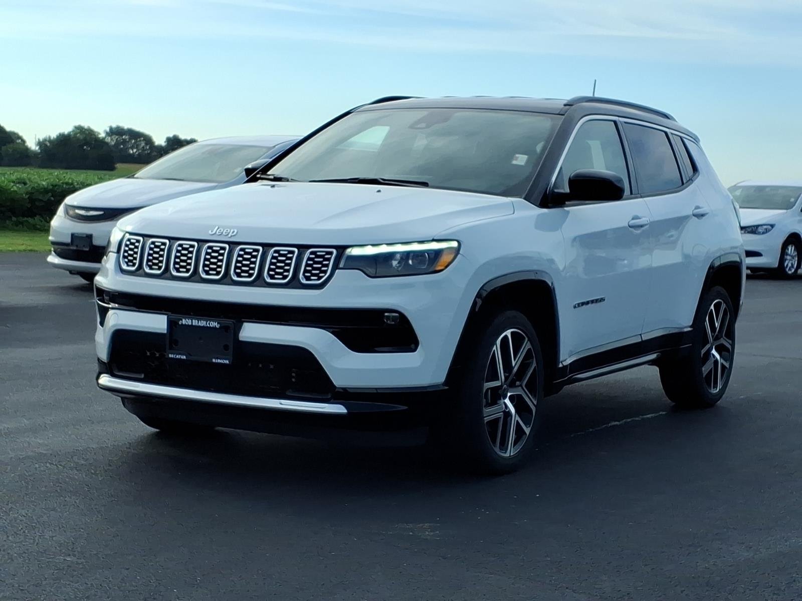 2025 Jeep Compass Limited - Photo 16