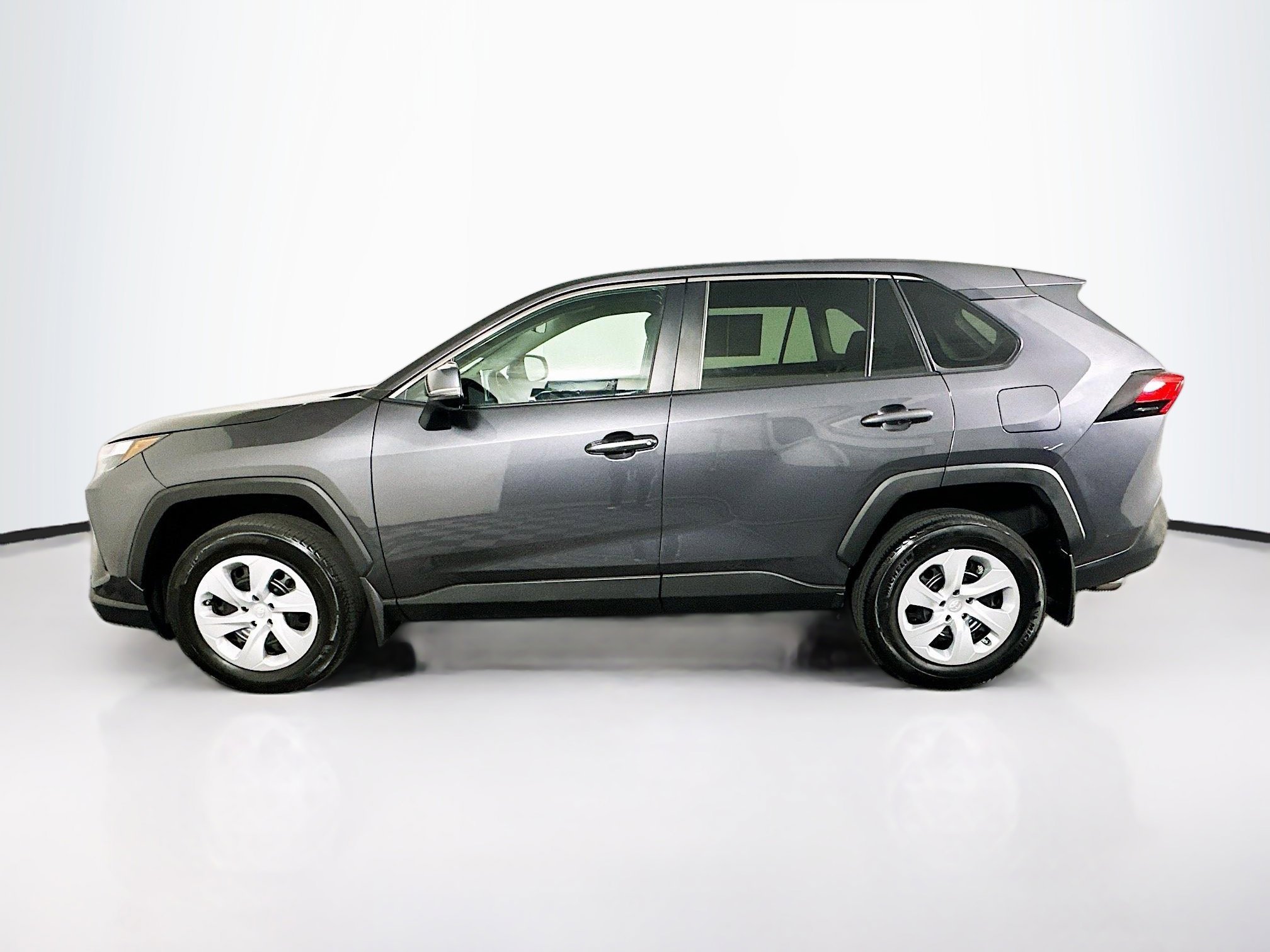 2024 Toyota RAV4 thumbnail 8