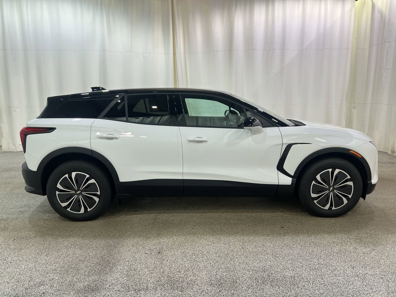 2025 Chevrolet Blazer EV LT - Photo 5