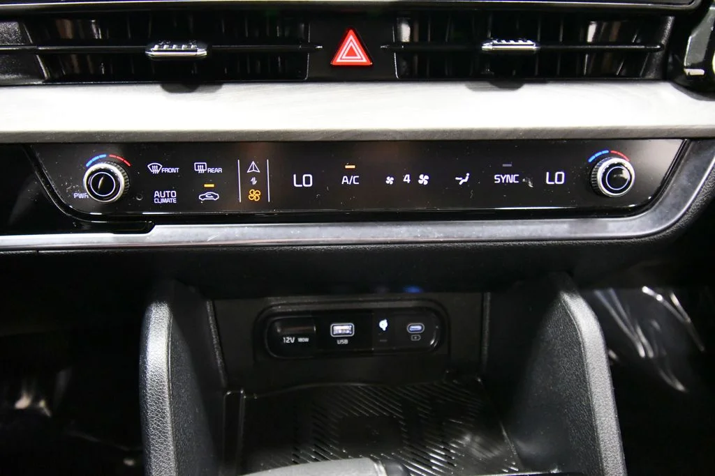 Certified Used 2025 White Kia X-Line image 26