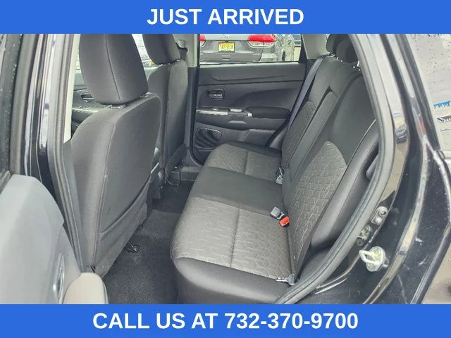 Used 2020 Labrador Black Metallic Mitsubishi 2.0 SE image 22