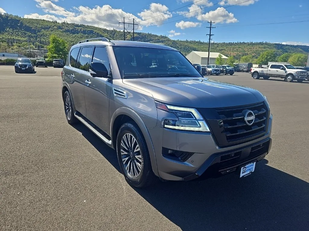 2023 Nissan Armada SL 4X4's photo