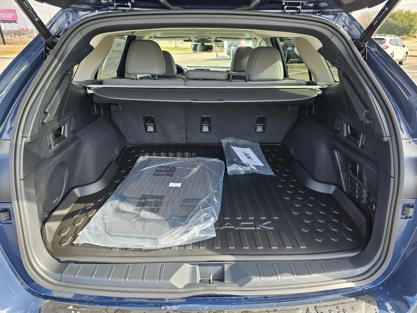Used 2025 Cosmic Blue Pearl Subaru Limited image 5