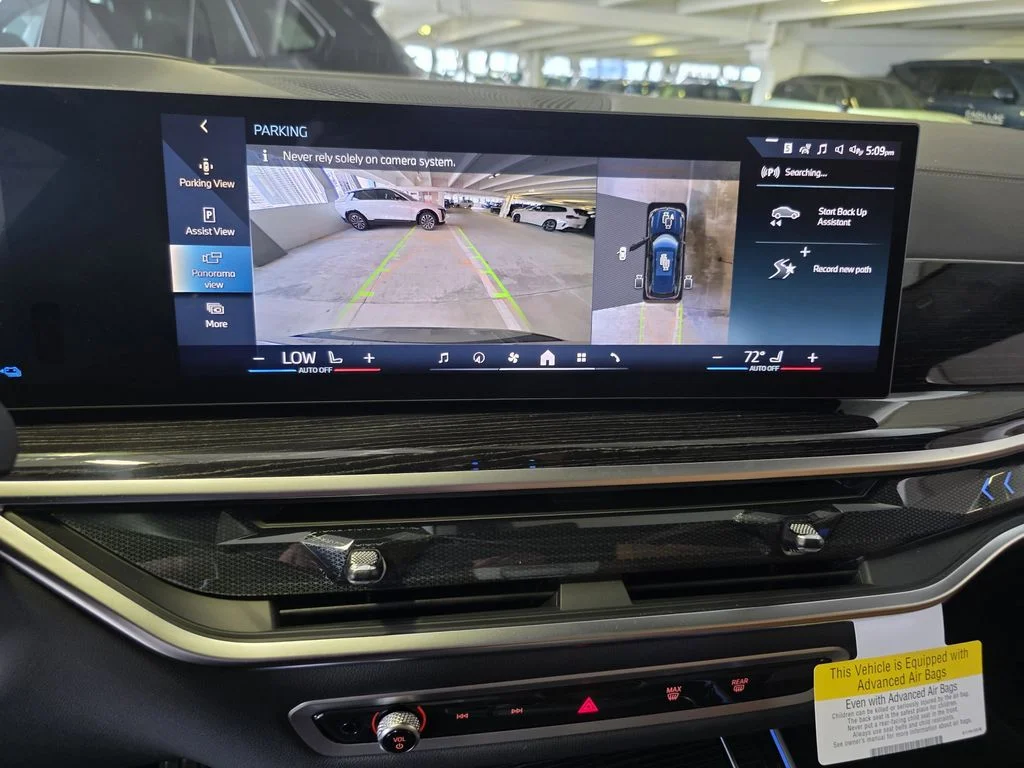 New 2026 Carbon Black Metallic BMW xDrive50e image 25
