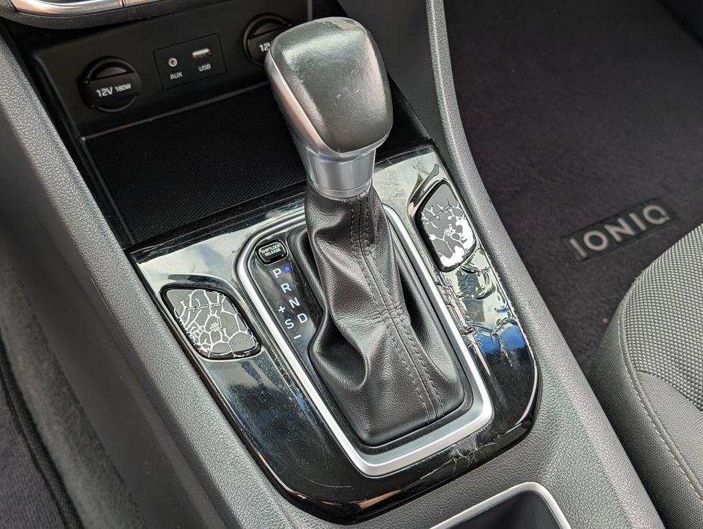 2017 Hyundai Ioniq SEL - Photo 25