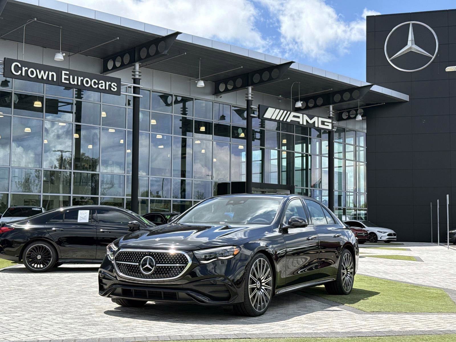 New 2026 Obsidian Black Metallic Mercedes-Benz E 450 4MATIC® Sedan image 1