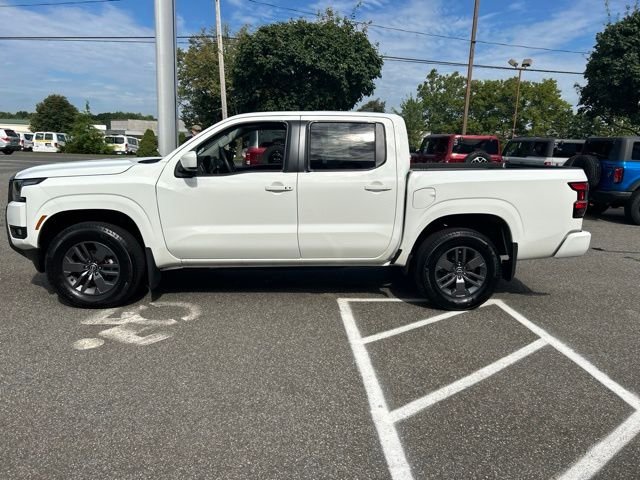 Used 2025 White Nissan SV image 4
