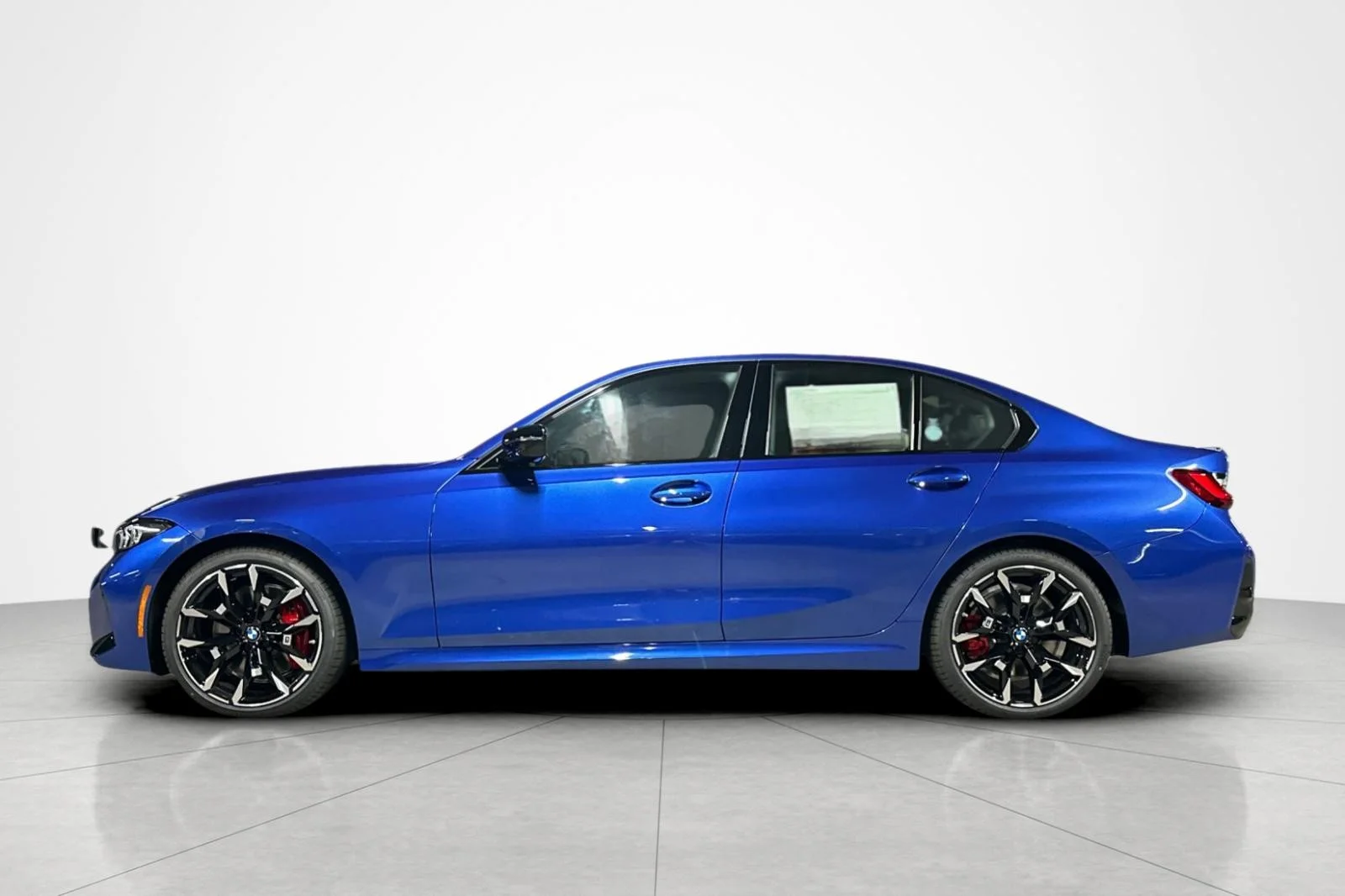 New 2026 Portimao Blue Metallic BMW 330i image 2