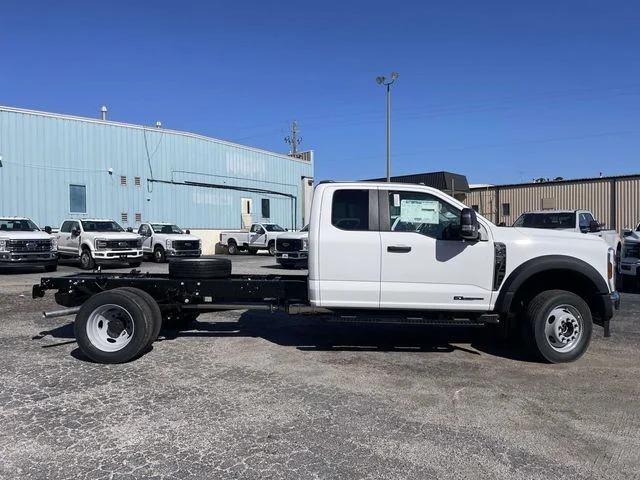New 2026 White Ford XL image 2