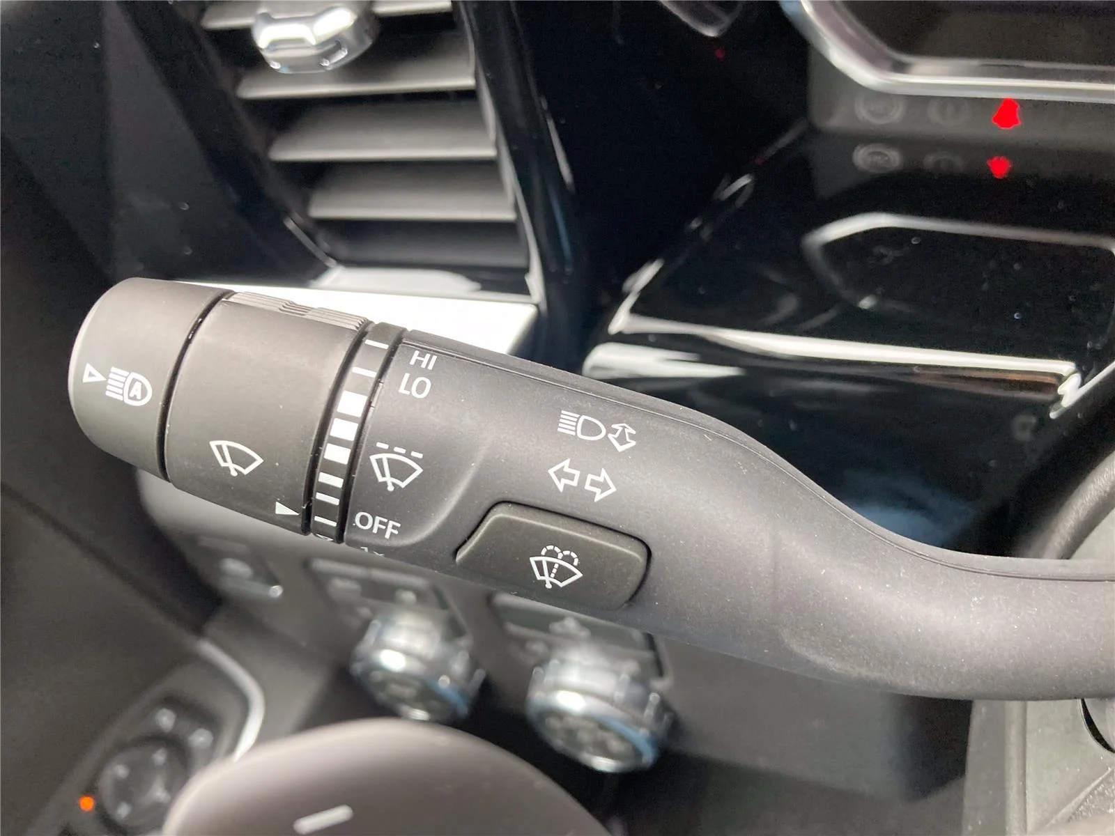 New 2026 Sterling Metallic GMC Elevation image 22