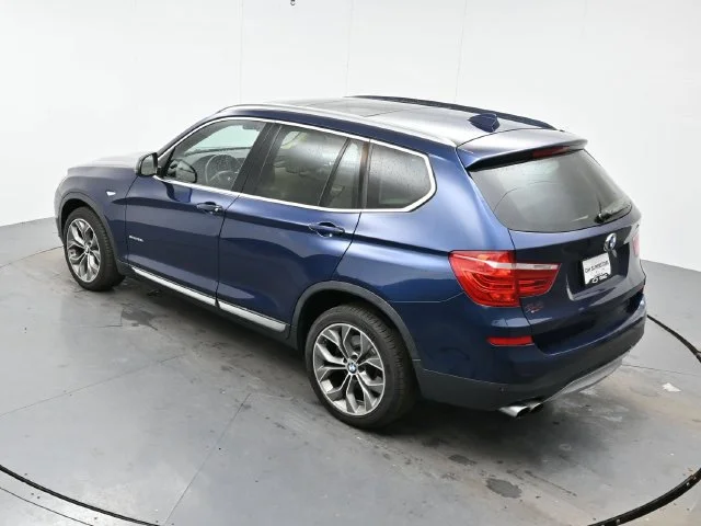 Used 2017 Blue BMW sDrive28i image 21