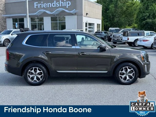 Used 2021 Green Kia EX image 4