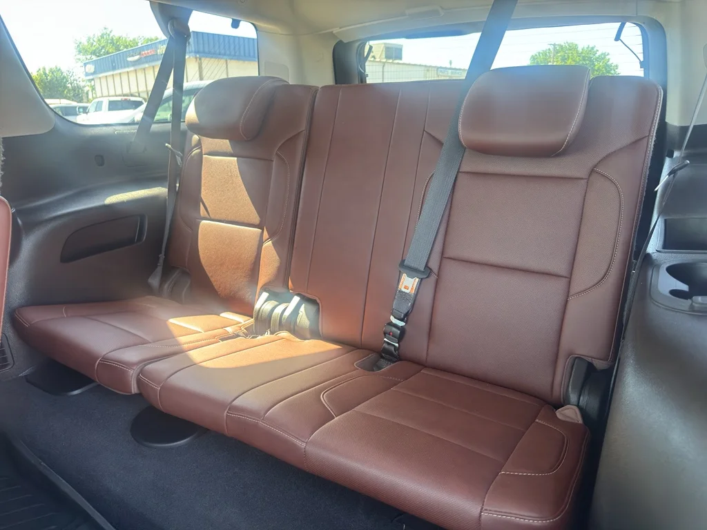 Used 2019 Summit White Chevrolet Premier image 15