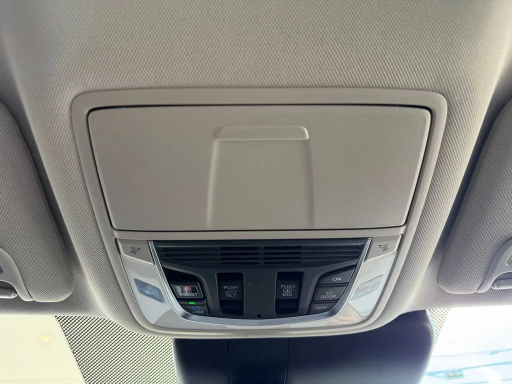New 2026 Platinum White Pearl Acura Advance Package image 27