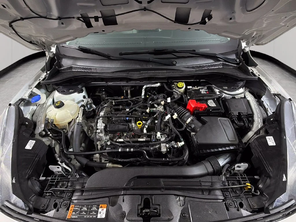 Used 2022  Ford SE image 37