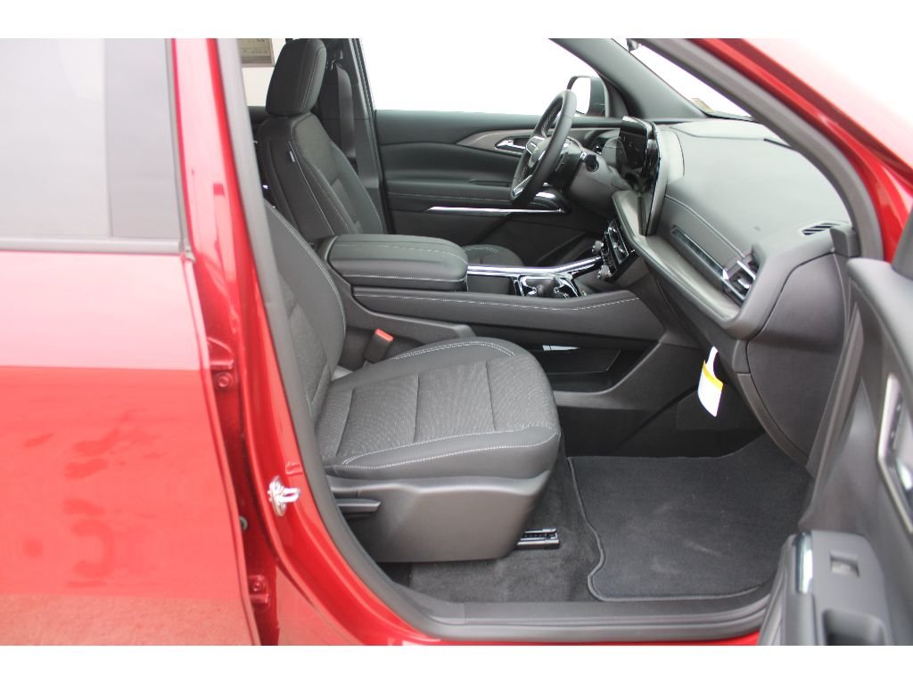 2026 Chevrolet Traverse LT - Photo 10