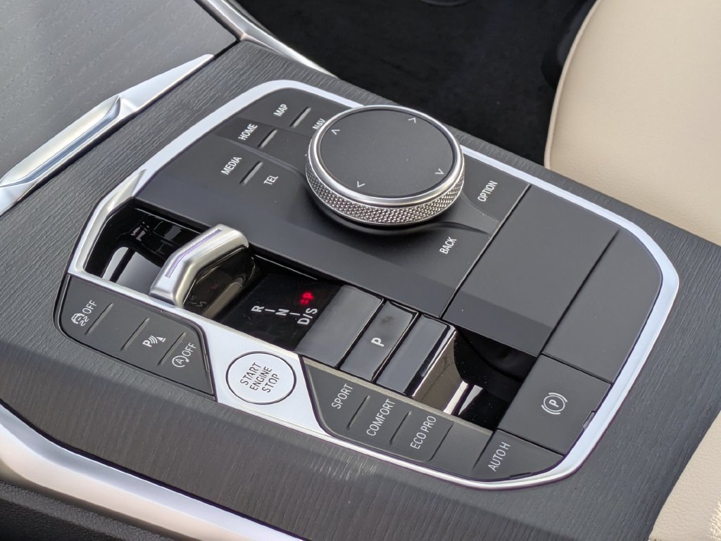 New 2026 Dravit Grey Metallic BMW 330i image 20