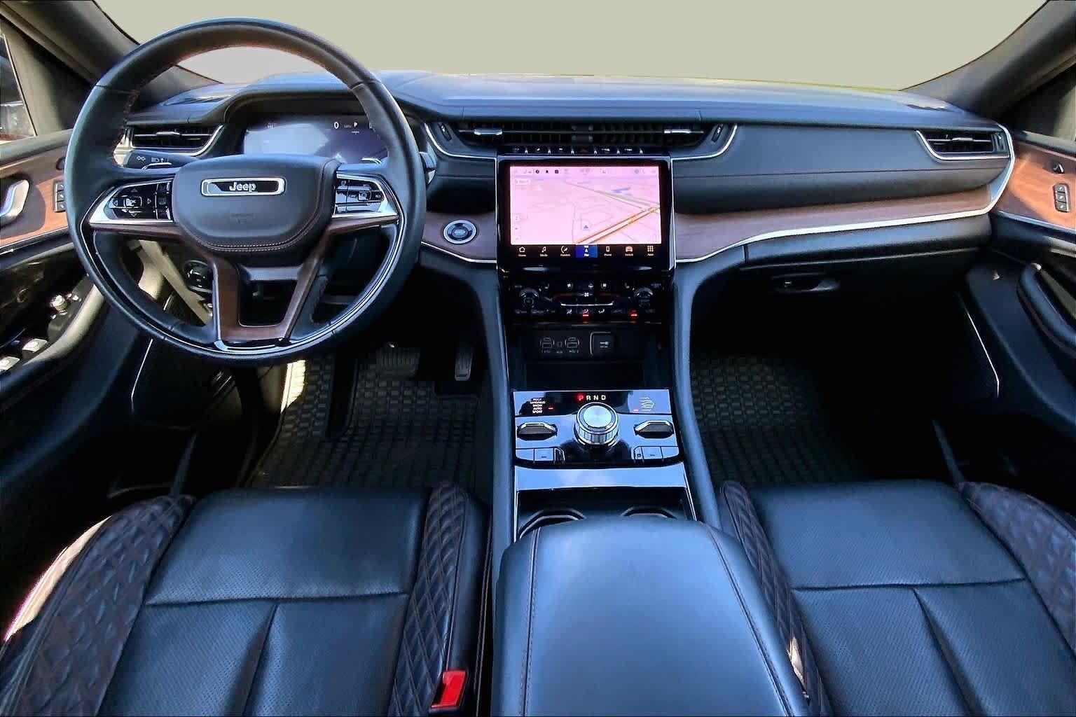 Used 2022 Velvet Red Pearlcoat Jeep Summit image 14