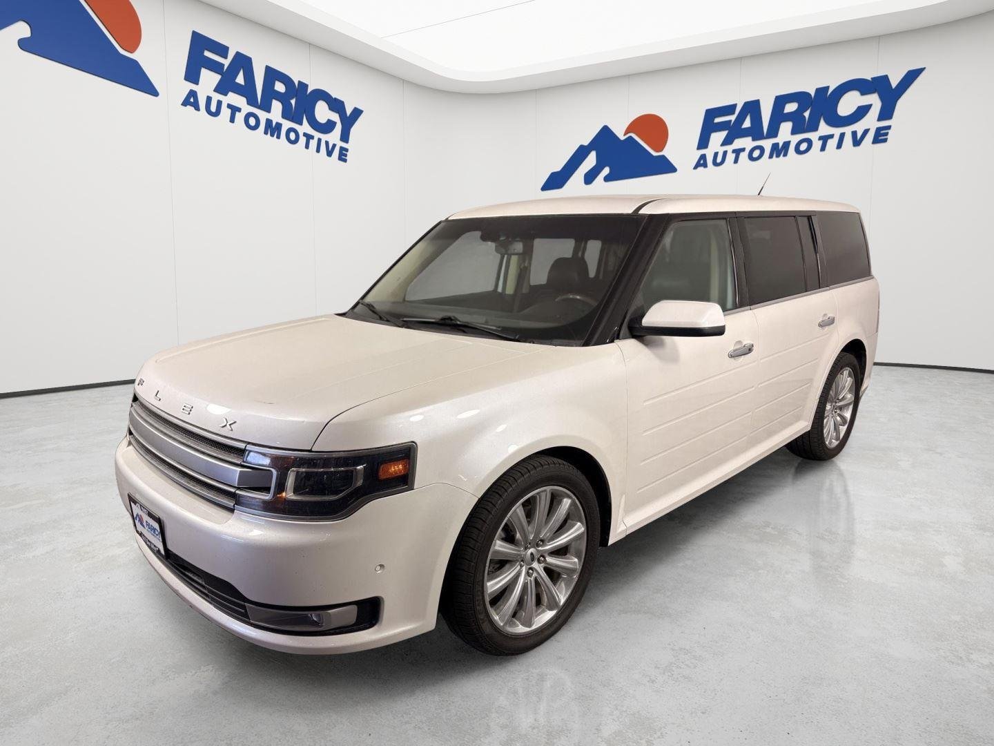 Used 2019 White Platinum Tri-Coat Metallic Ford Limited EcoBoost image 1
