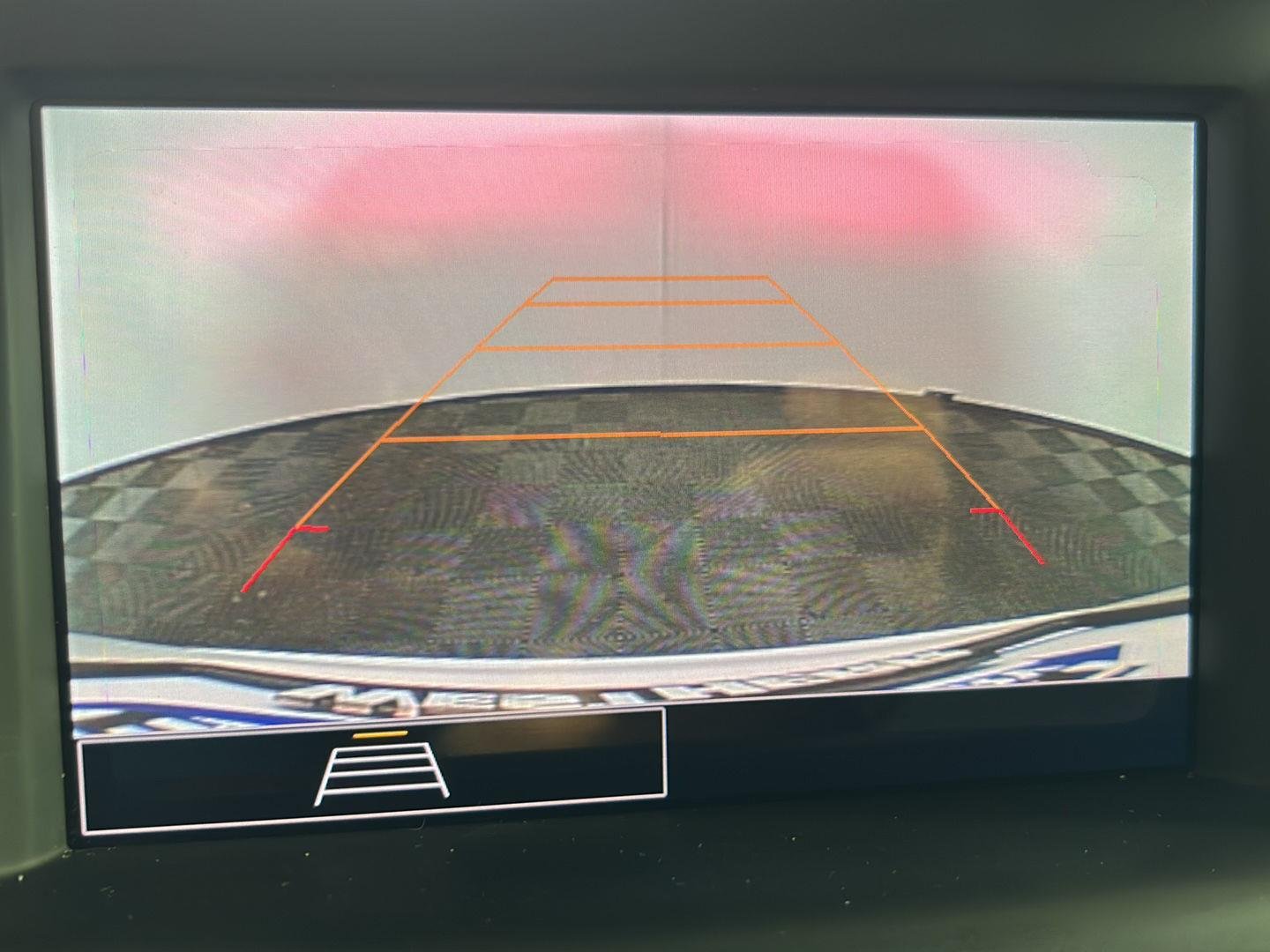 Used 2024 Summit White GMC SLE image 3