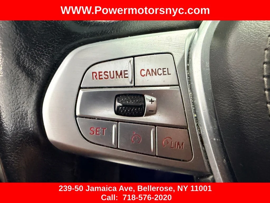 Used 2021 Black BMW xDrive40i image 34