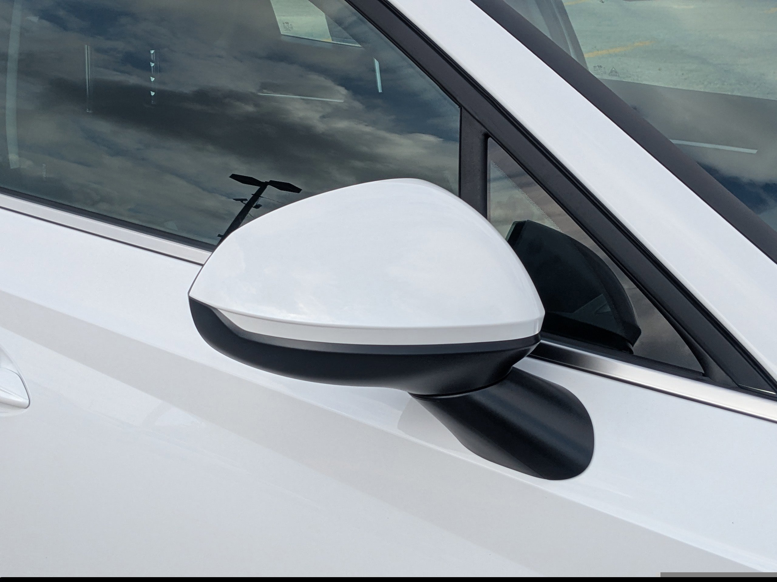 New 2026 Serenity White Hyundai SE image 12
