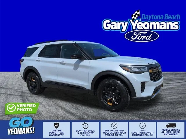 New 2026 Space White Metallic Ford Tremor® image 1