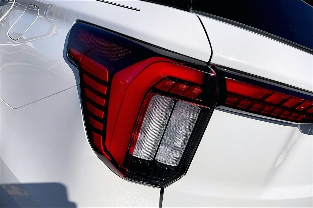 2026 FORD EXPLORER - Image 28