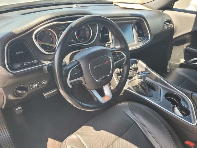 Used 2016 White Dodge R/T image 12