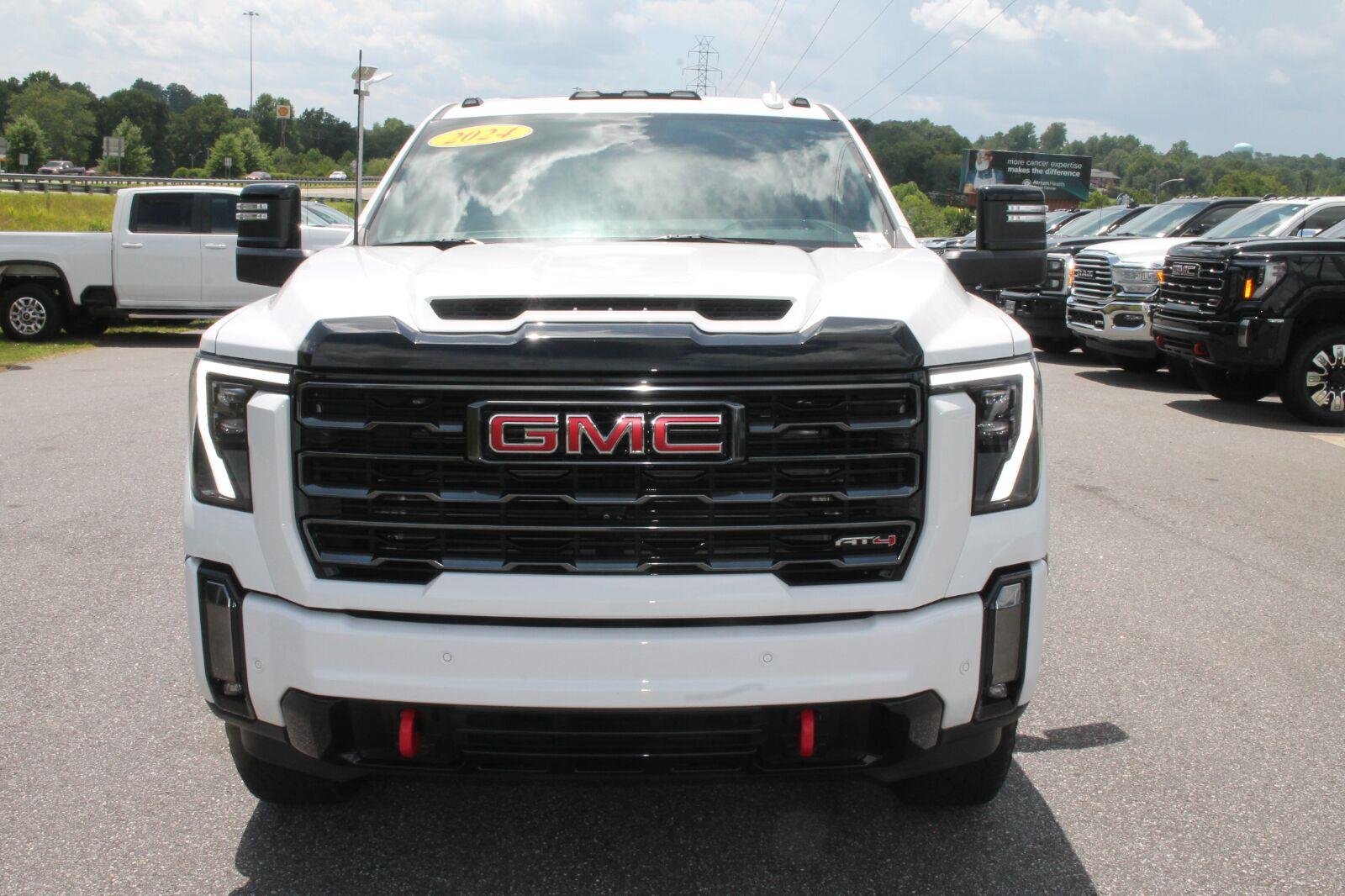 Used 2024 Summit White GMC AT4 image 3