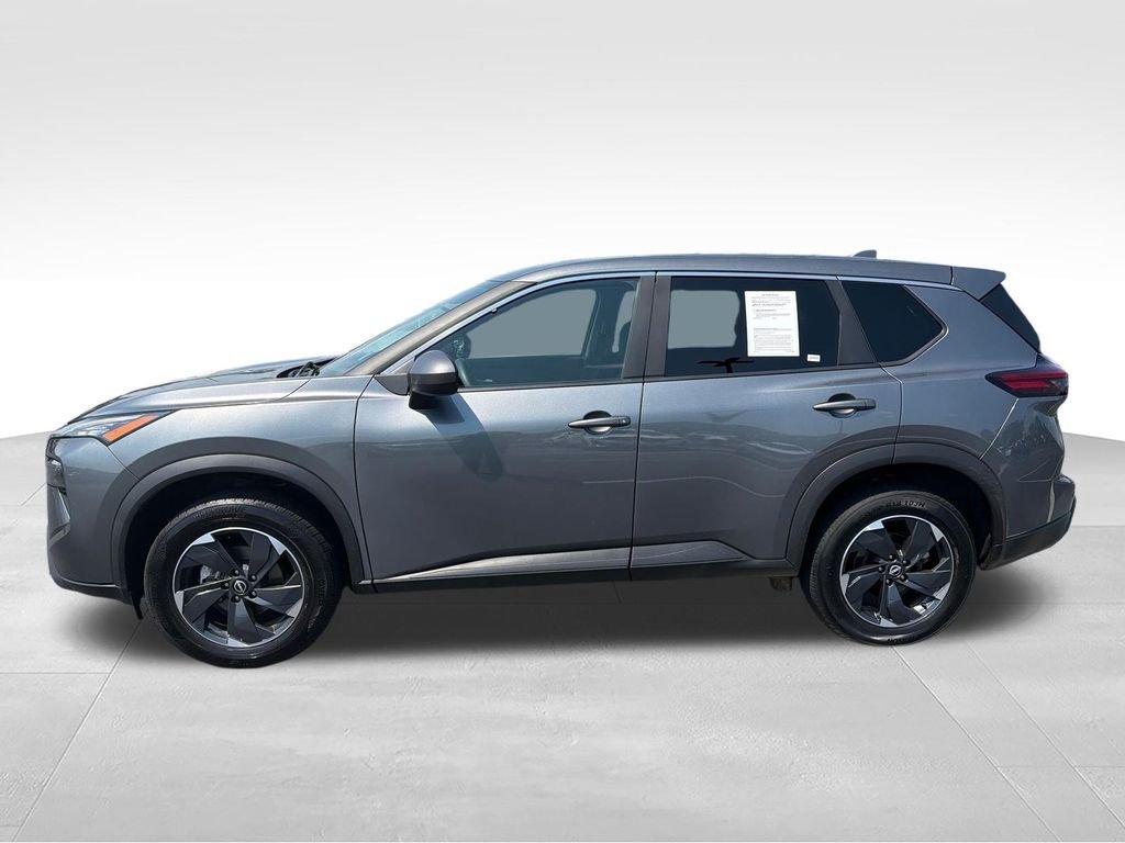 Used 2024 Gray Nissan SV image 2