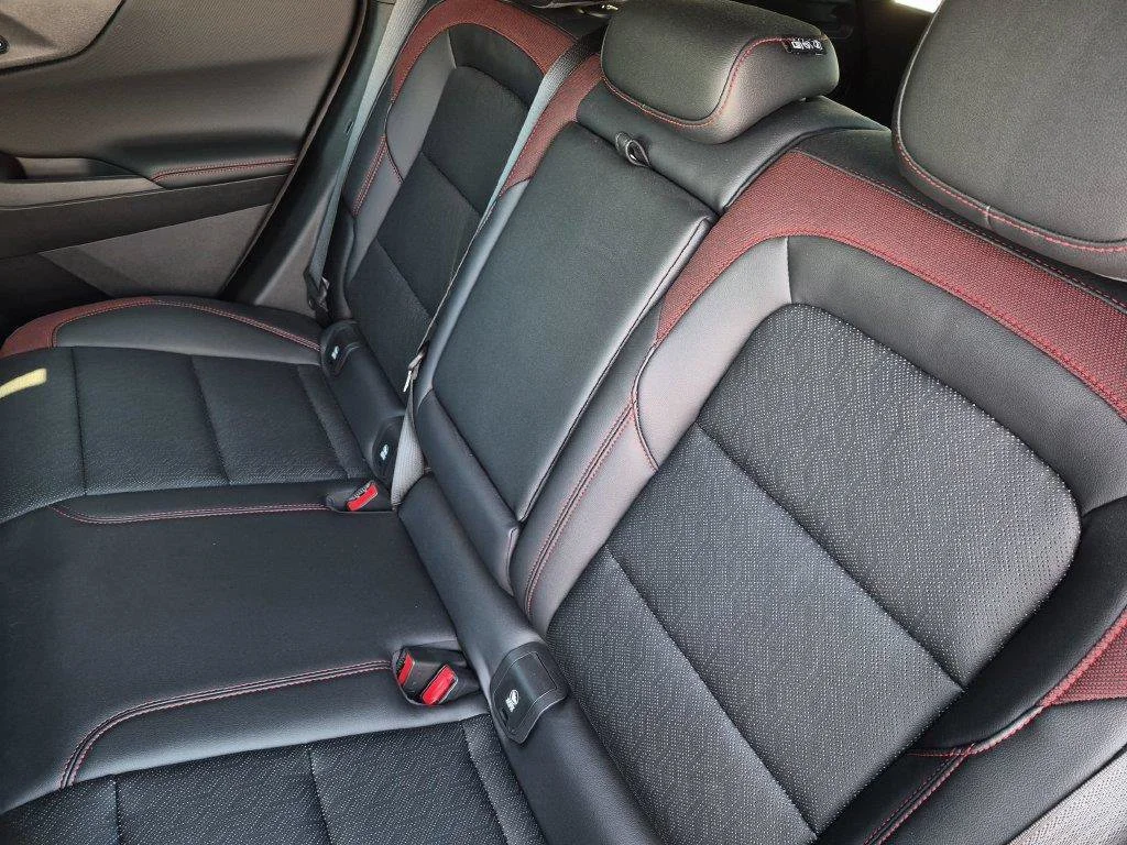 Used 2027 Black Chevrolet RS image 19