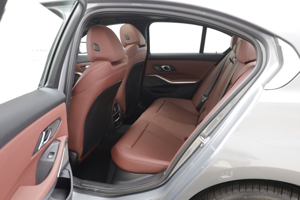 New 2026 Skyscraper Grey Metallic BMW 330i xDrive image 14