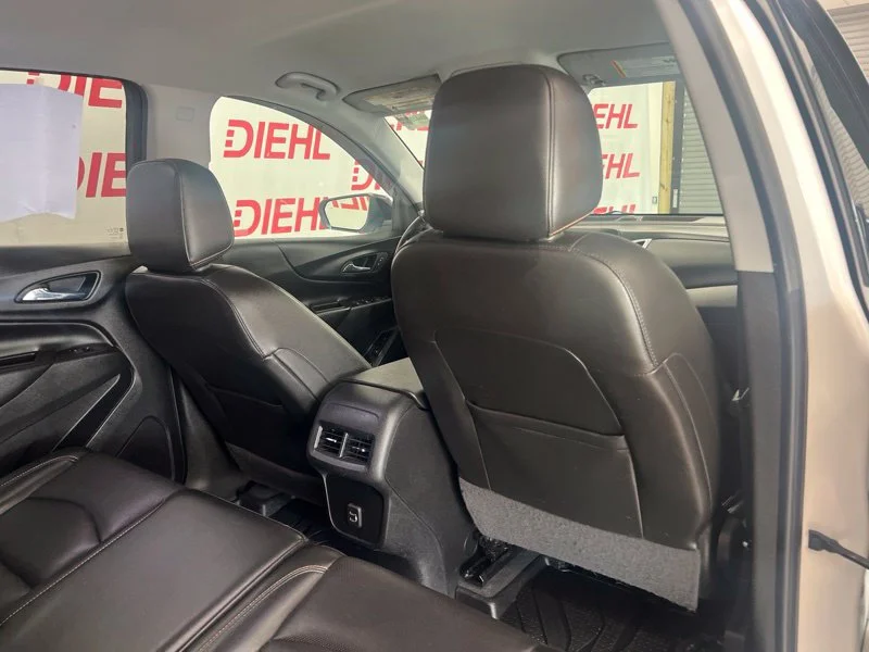 Used 2020 White Chevrolet LT image 12