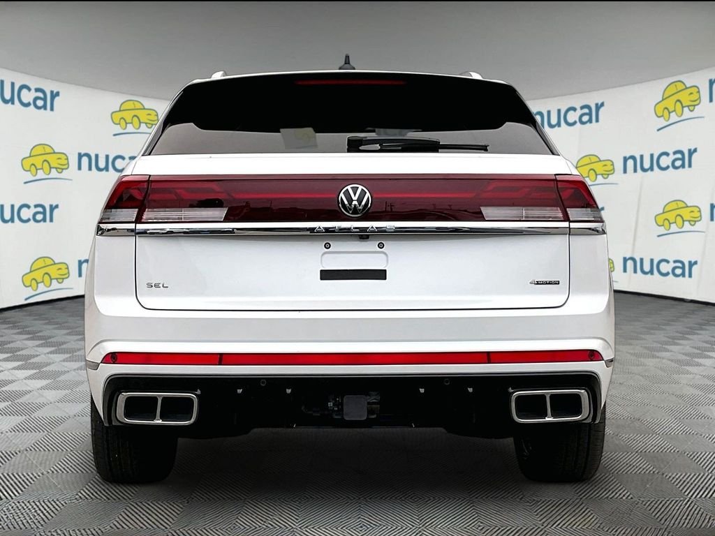 Used 2024 White Volkswagen 2.0T SEL Premium R-Line image 5