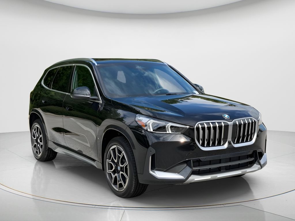 New 2027 Black BMW xDrive28i image 3