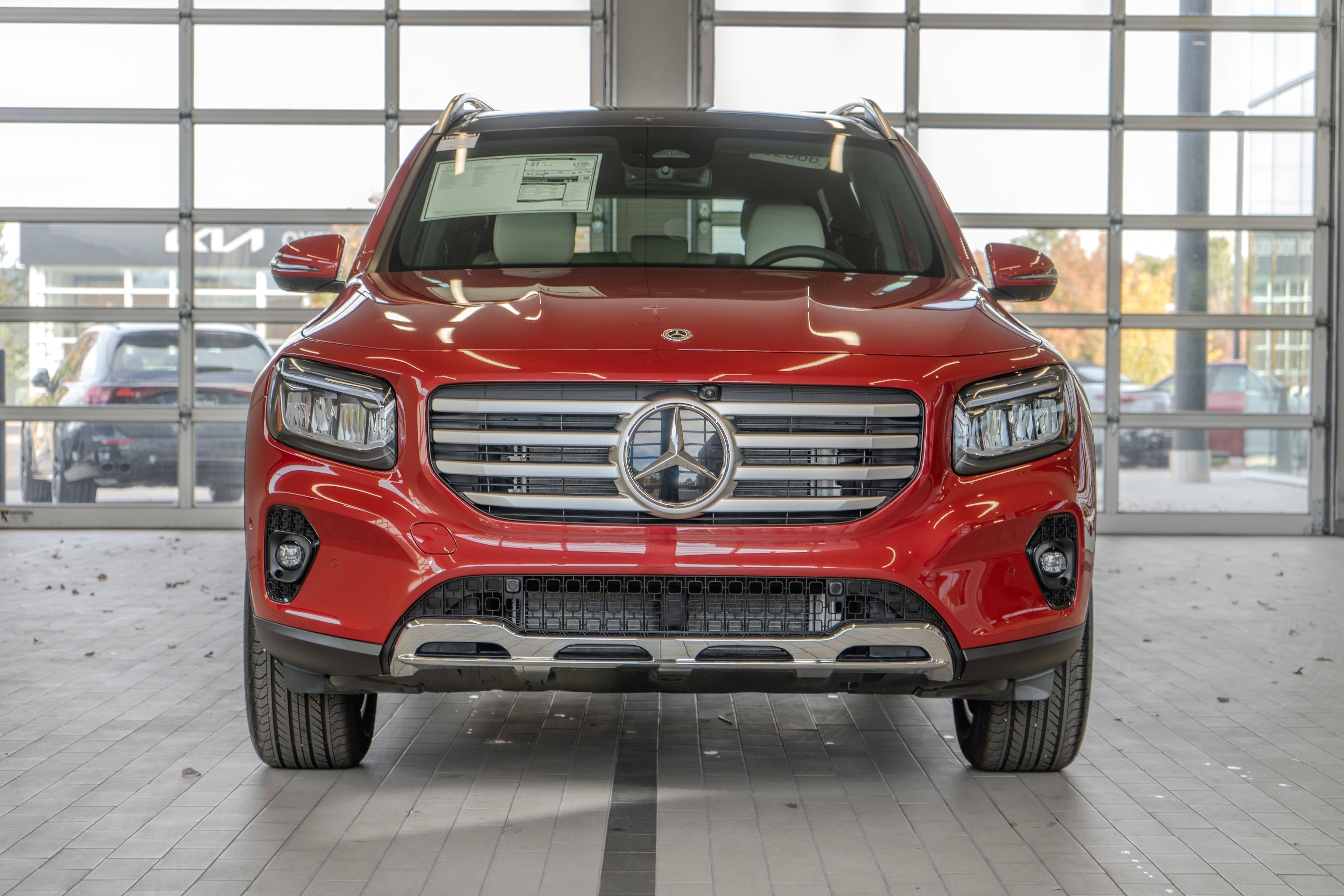 Used 2026 MANUFAKTUR Patagonia Red Metallic Mercedes-Benz GLB 250 image 11