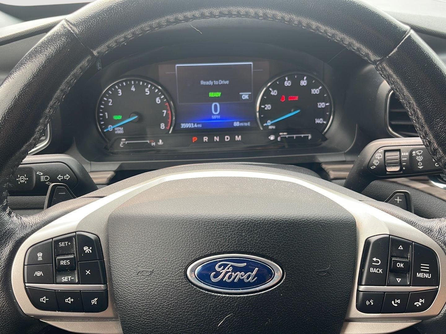 Used 2021 Star White Metallic Tri-Coat Ford Limited image 32