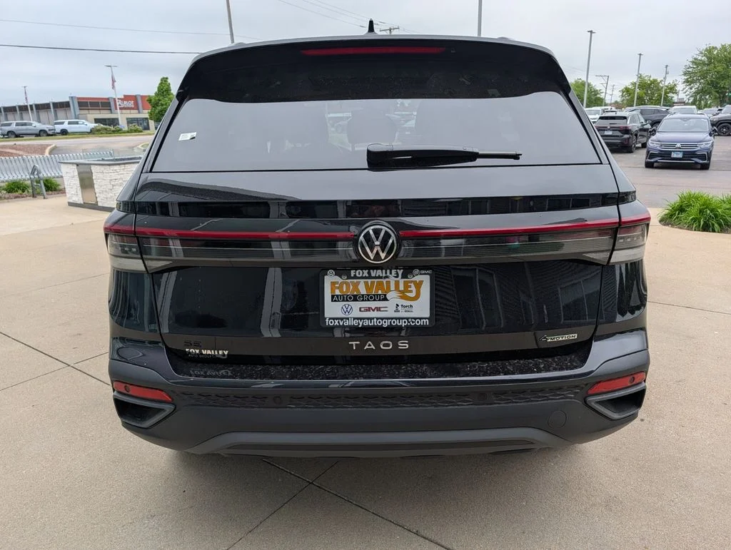 New 2026 Black Volkswagen 1.5T SE Black image 4