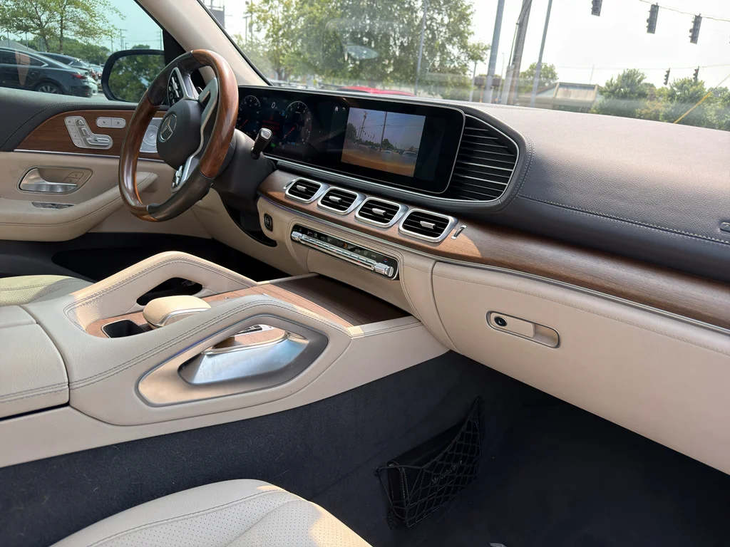 Used 2020 Mojave Silver Metallic Mercedes-Benz GLE450 4MATIC® image 5